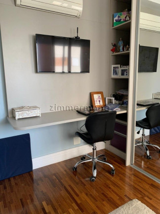 Apartamento com 3 Quartos à Venda, 224 m² em Vila Gumercindo - São Paulo