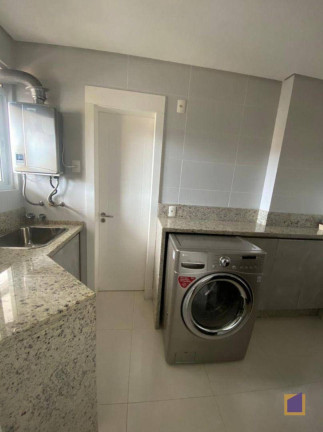 Imagem Apartamento com 3 Quartos à Venda, 141 m² em Centro - Itajaí