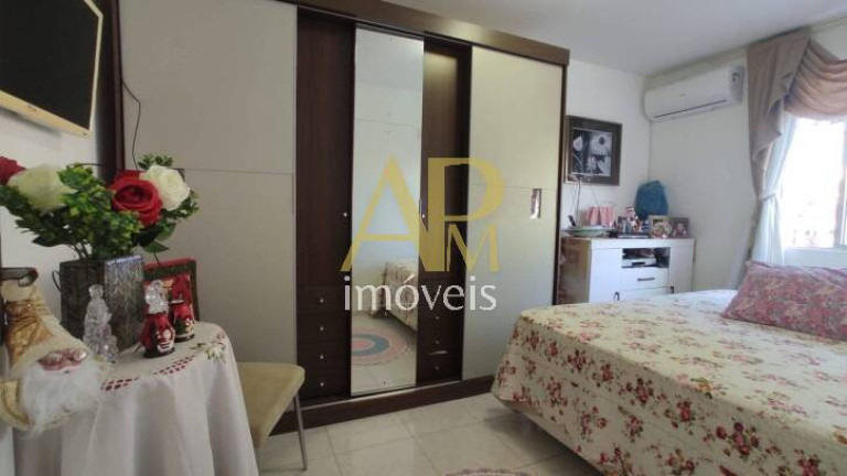 Imagem Apartamento com 2 Quartos à Venda, 56 m² em Capoeiras - Florianópolis