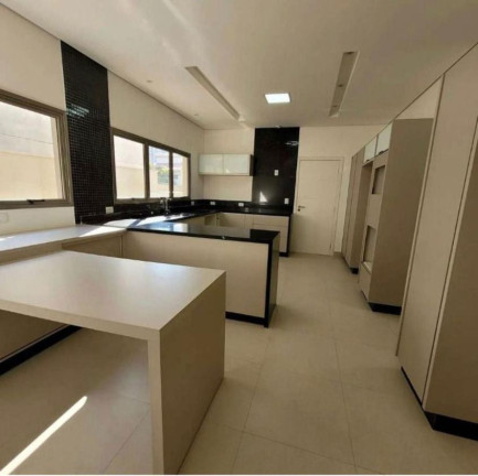 Imagem Casa de Condomínio com 4 Quartos à Venda, 560 m² em Alphaville Residencial Um - Barueri