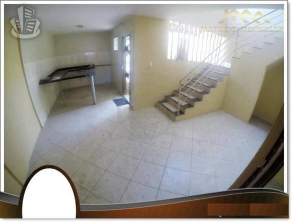 Imagem Casa com 3 Quartos à Venda, 220 m² em Jóquei Clube - Fortaleza