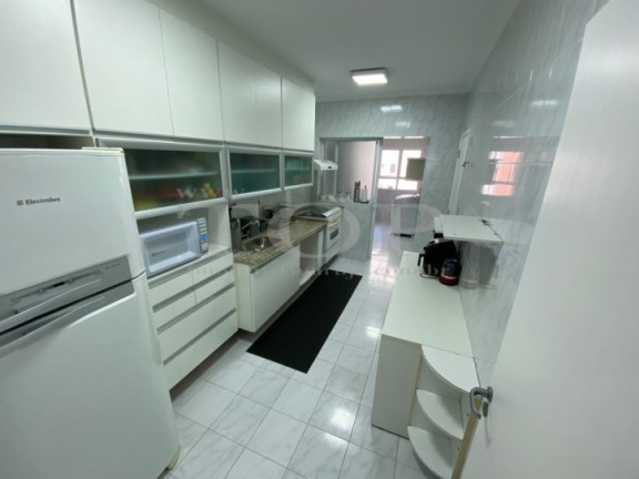 Imagem Apartamento com 3 Quartos à Venda, 147 m² em Pitangueiras - Guarujá