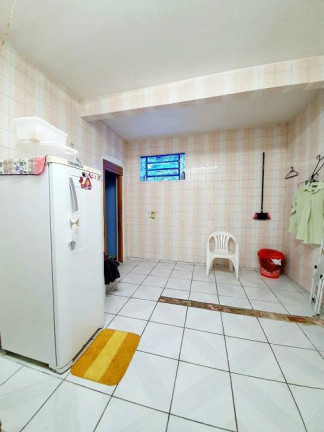 Imagem Casa com 4 Quartos à Venda, 300 m² em Flores - Manaus