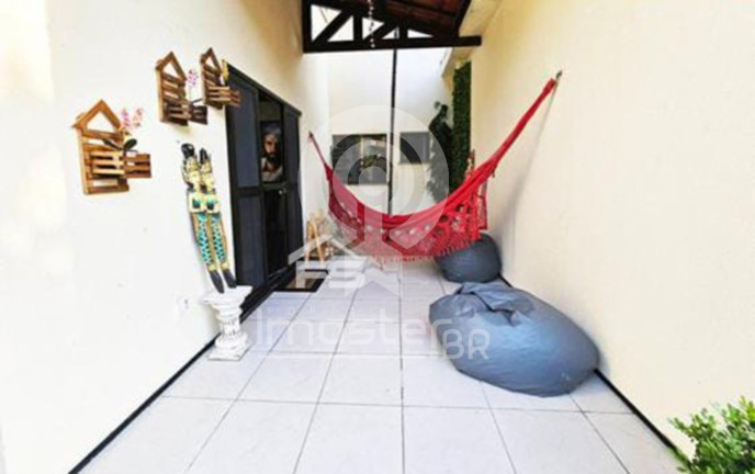 Imagem Casa com 3 Quartos à Venda, 121 m² em Lagoa Redonda - Fortaleza