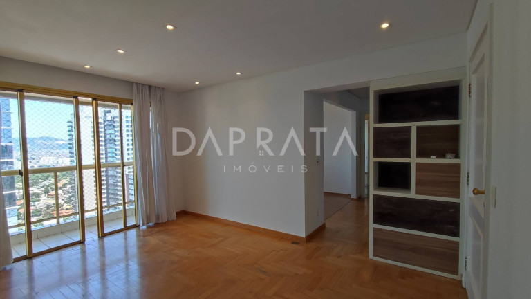 Imagem Apartamento com 3 Quartos para Alugar, 107 m² em Alphaville - Barueri