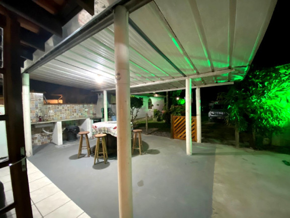 Imagem Casa com 2 Quartos para Temporada, 70 m² em Estufa Ii - Ubatuba