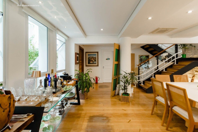 Casa com 4 Quartos à Venda, 408 m² em Jardim Europa - São Paulo