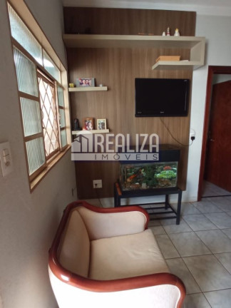 Imagem Casa com 3 Quartos à Venda, 90 m² em Parque Das Gameleiras - Uberaba