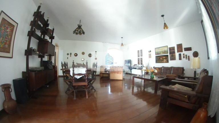 Casa com 3 Quartos à Venda, 300 m² em Taquara - Rio De Janeiro