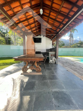 Imagem Casa com 3 Quartos à Venda, 800 m² em Vargem Pequena - Rio De Janeiro
