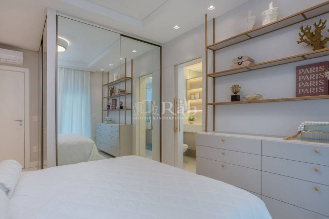 Imagem Apartamento com 3 Quartos à Venda, 138 m² em Centro - Balneário Camboriú