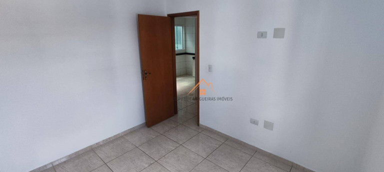 Apartamento com 2 Quartos à Venda, 48 m² em Vila Clarice - Santo André