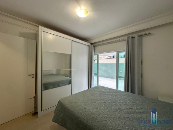 Imagem Apartamento com 2 Quartos à Venda, 130 m² em Centro - Balneário Camboriú