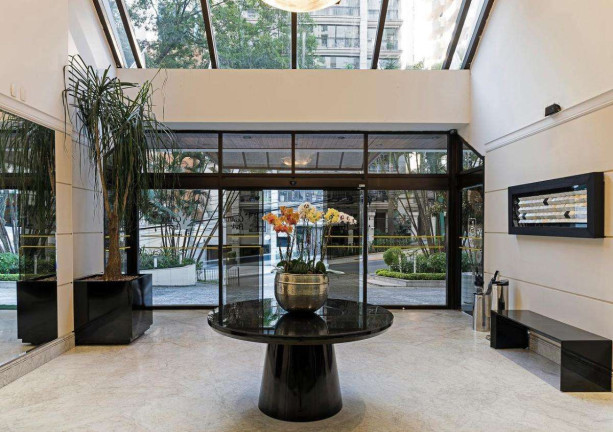 Apartamento com 2 Quartos à Venda, 67 m² em Jardins - São Paulo