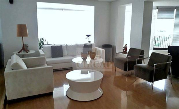 Imagem Apartamento com 4 Quartos à Venda, 270 m² em Pacaembu - São Paulo
