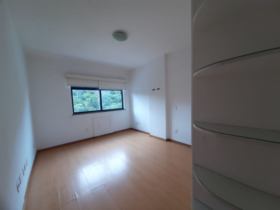 Imagem Apartamento com 1 Quarto à Venda, 45 m² em Várzea - Teresópolis