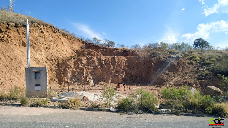 Imagem Terreno à Venda, 355 m² em Jardim Bandeirantes - Poços De Caldas