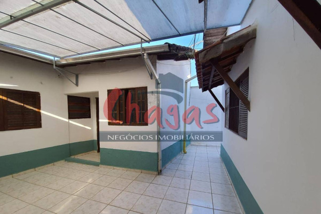 Imagem Casa com 4 Quartos para Alugar, 140 m² em Centro - Caraguatatuba