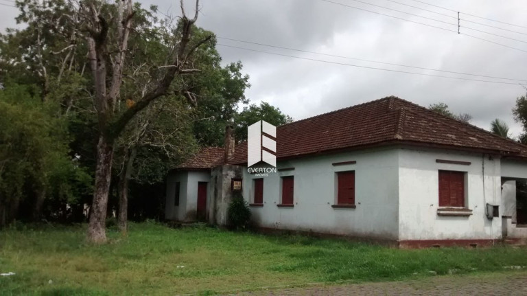 Imagem Casa com 4 Quartos à Venda, 197 m² em Centro - São Pedro Do Sul