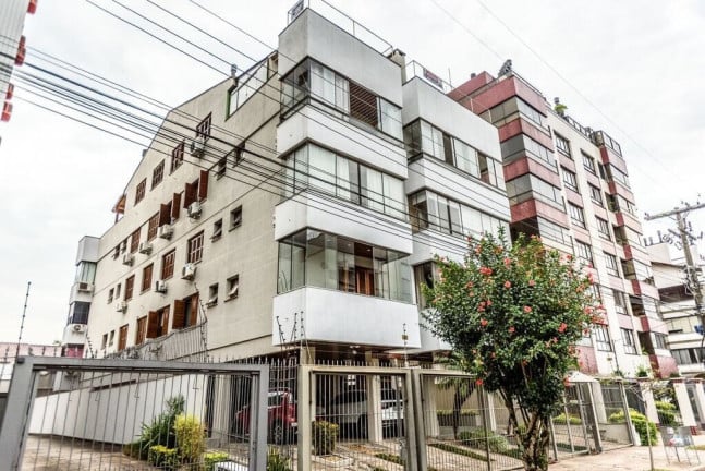 Imagem Apartamento com 3 Quartos à Venda, 241 m² em Jardim Lindóia - Porto Alegre