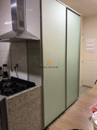 Imagem Apartamento com 2 Quartos à Venda, 130 m² em Santo Antônio - Belo Horizonte