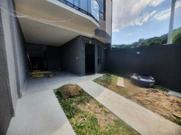Imagem Casa com 3 Quartos à Venda, 148 m² em Uberaba - Curitiba