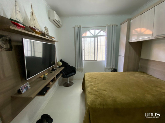 Imagem Casa com 3 Quartos à Venda, 360 m² em Barreiros - São José