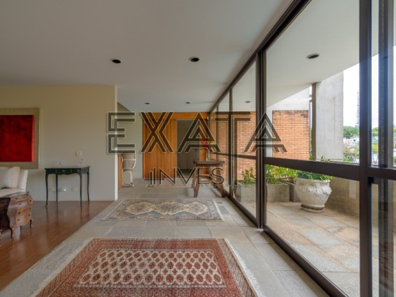 Casa com 4 Quartos à Venda, 1.127 m² em Pacaembu - São Paulo