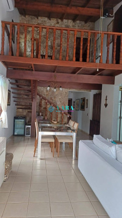 Imagem Casa com 1 Quarto à Venda, 418 m² em Maranduba - Ubatuba