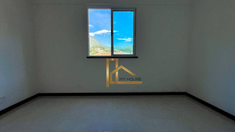 Imagem Imóvel com 3 Quartos à Venda, 115 m² em Tijuca - Teresópolis