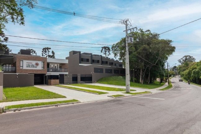 Imagem Casa com 3 Quartos à Venda, 104 m² em Santa Cândida - Curitiba