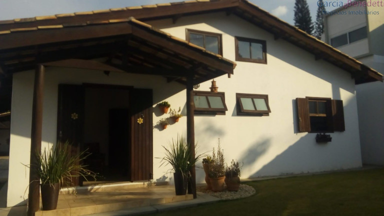 Imagem Casa com 3 Quartos à Venda, 211 m² em Traviú - Jundiaí