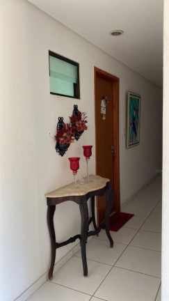 Imagem Apartamento com 3 Quartos à Venda, 66 m² em Encruzilhada - Recife