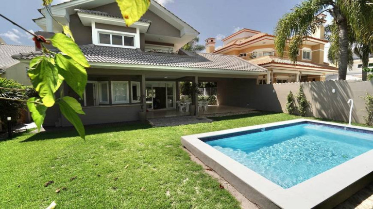 Imagem Casa com 5 Quartos à Venda, 373 m² em Jurerê - Florianópolis