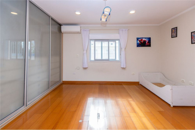 Imagem Casa com 2 Quartos à Venda, 136 m² em Jardim Aeroporto - São Paulo