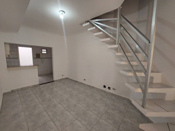 Imagem Casa com 2 Quartos à Venda, 70 m² em Guilhermina - Praia Grande