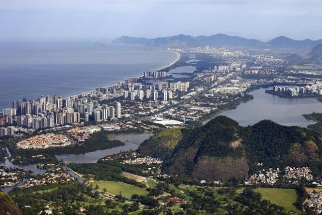 Imagem Casa de Condomínio com 4 Quartos à Venda,  em Barra Da Tijuca - Rio De Janeiro