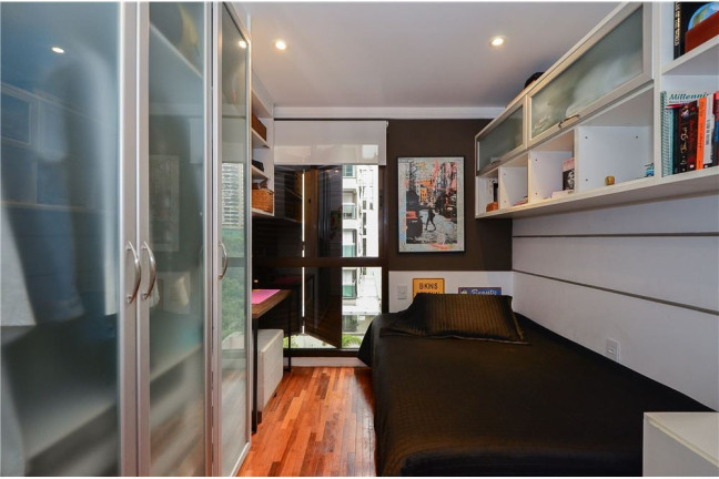 Apartamento com 3 Quartos à Venda, 200 m² em Morumbi - São Paulo