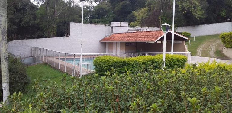 Imagem Imóvel com 2 Quartos à Venda,  em Jardim Santa Teresa - Jundiaí