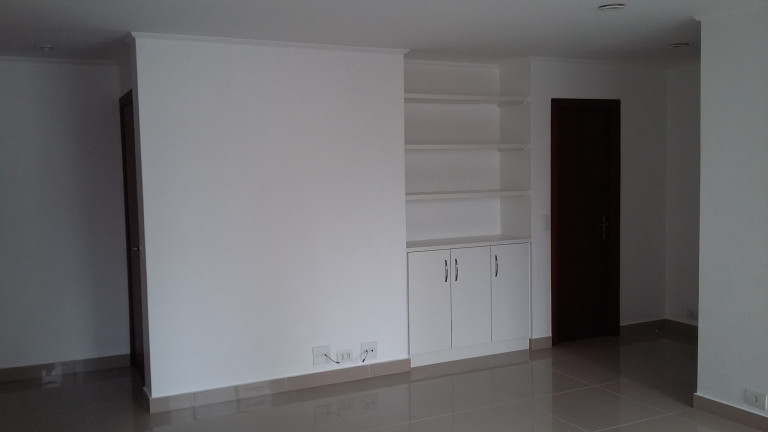 Apartamento com 3 Quartos à Venda, 101 m² em Vila Uberabinha - São Paulo