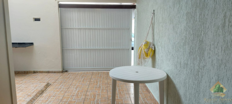 Imagem Casa com 2 Quartos para Temporada, 110 m² em Centro - Ubatuba