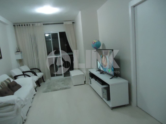 Imagem Apartamento com 3 Quartos à Venda, 83 m² em Vila Ipiranga - Porto Alegre