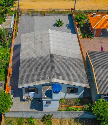 Imagem Casa com 2 Quartos à Venda,  em Zona Sul - Balneário Rincão