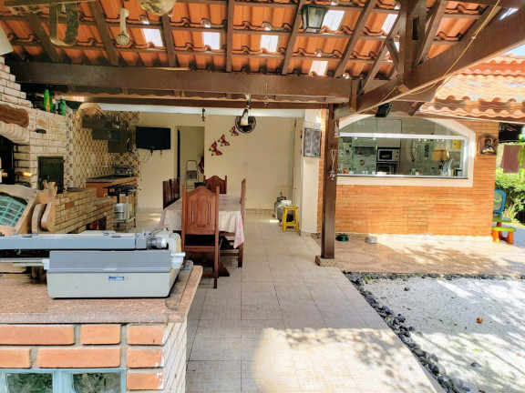 Imagem Casa com 4 Quartos para Alugar ou Temporada, 360 m² em Alpes Dos Araçás (jordanésia) - Cajamar