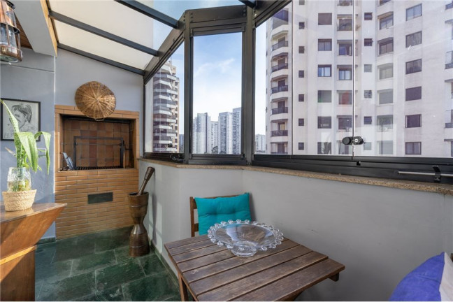 Imagem Apartamento com 3 Quartos à Venda, 184 m² em Vila Suzana - São Paulo