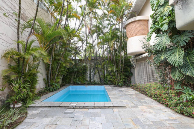 Casa com 4 Quartos à Venda, 525 m² em Alto De Pinheiros - São Paulo