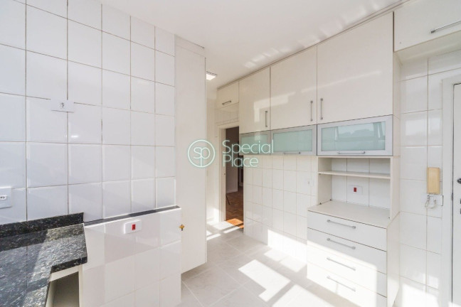 Imagem Apartamento com 3 Quartos à Venda, 200 m² em Moema - São Paulo