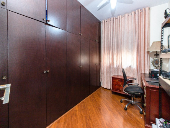 Apartamento com 4 Quartos à Venda, 156 m² em Vila Uberabinha - São Paulo