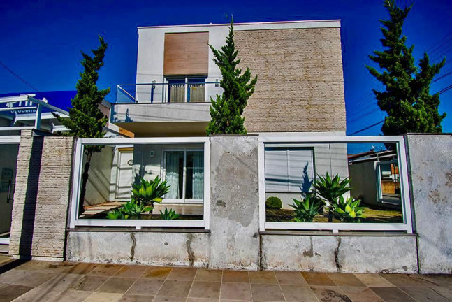 Imagem Casa com 3 Quartos à Venda, 266 m² em Nossa Senhora De Fátima - Caxias Do Sul