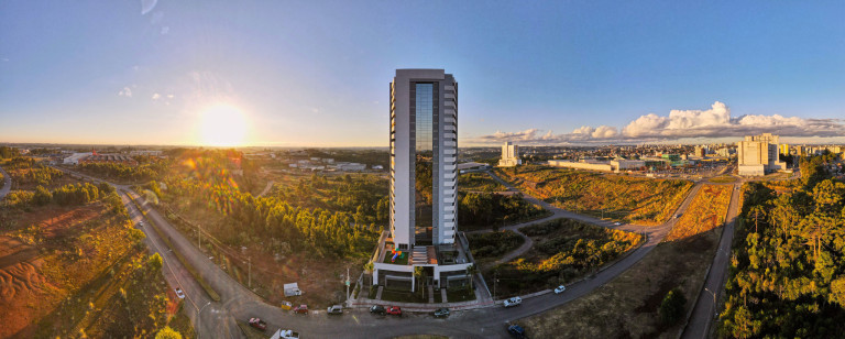 Imagem Apartamento com 3 Quartos à Venda, 175 m² em Medianeira - Caxias Do Sul